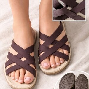 Crocs Brown Strappy Sandals Women’s Size W11 Comfort Croslite Footbed Casual Sli